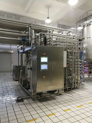 Machine van de het Pasteurisatieapparaatsterilisator van UHT van 32kw 20000L/H de Tubulaire