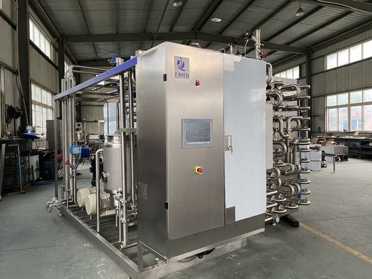Uitgerust op basis van productiecapaciteit Ultra-High Temperature Sterilisator Autoclave waarborgt veilige en sterilisatie voor vloeibare producten