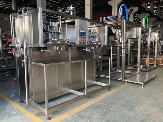 Nieuwe aangepaste automatische aseptische BIB-vulmachine voor 1L/10L/25L zak in doos yoghurt/melk/sausvuller SUS304/316