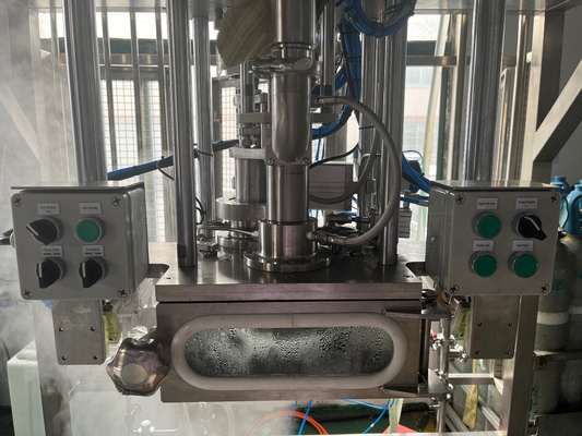Op maat gemaakte SUS304/316 20-1000L BID-zak in trommel aseptische vulmachine voor sap/jam/pulp ton doos vuller met PLC